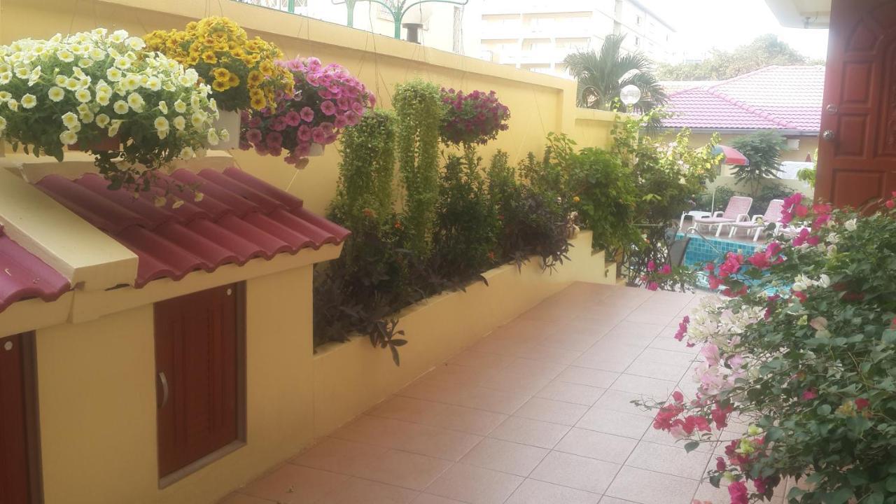 Butterfly Garden Boutique Residences Large Luxury Apts And Villas A Lifetsyle Destination By Neang, Everything You Need All Right Here 1-3 Bedrooms 110 To 190 Sq Mtrs, 2 Full Bathrooms, Rain Shower, Spa Bath, Bbq, Free Wifi, Staff 24-7, Close To Beac Pattaya Exterior foto